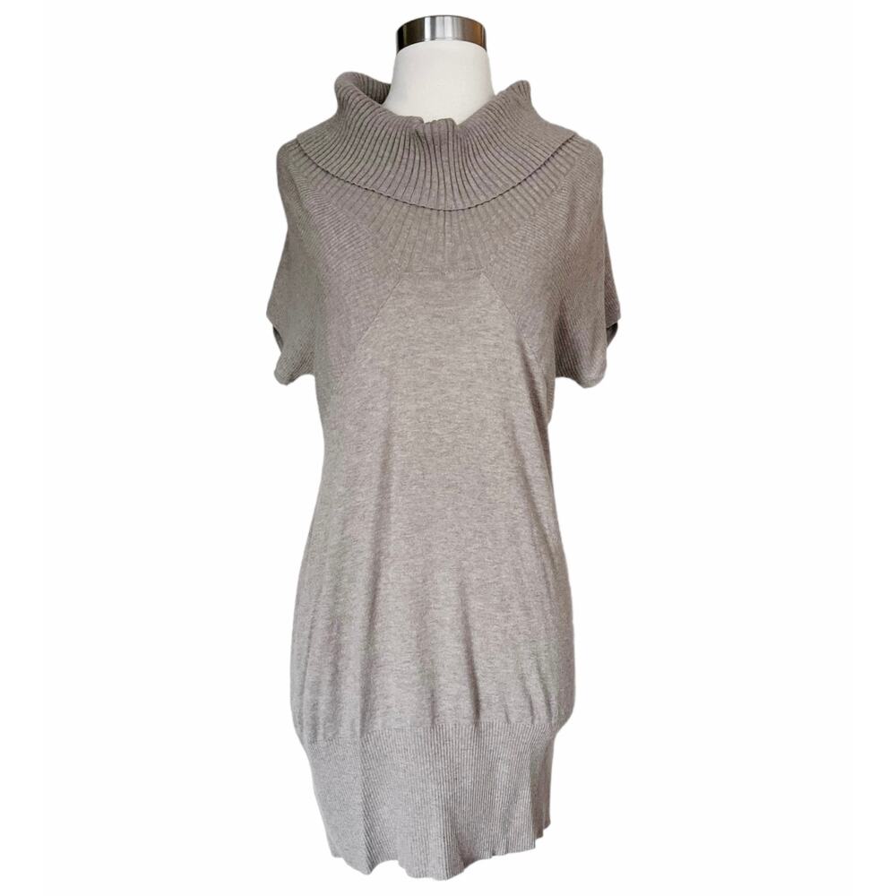 BANANA REPUBLIC Turtleneck Cowl Neck Sweater Dress Short Sleeves Tan Medium EUC